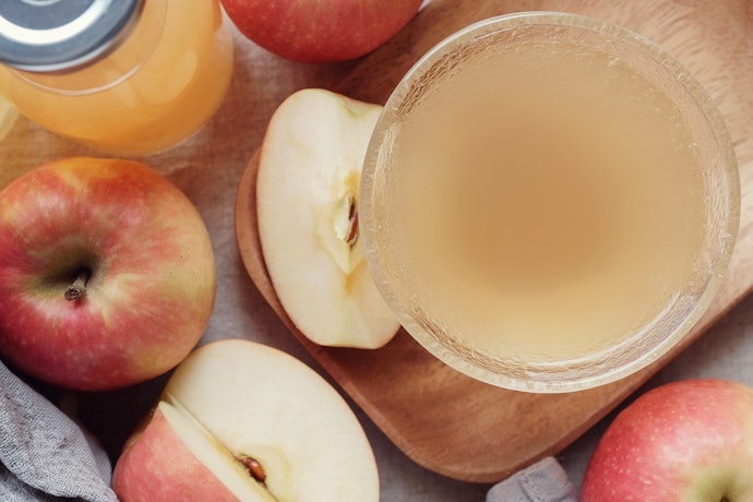 Para Aproveitar Melhor os Benefícios, Fuja dos Vinagres de Maçã Filtrados e Pasteurizados