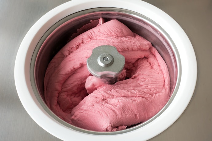 Sorveteira com Mais de 1 L É Ideal para Preparos Frequentes