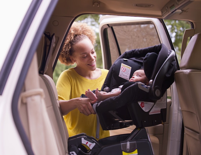 Vai Usar o Bebê Conforto no Carro? Confira o Tipo de Encaixe e Compatibilidade da Base