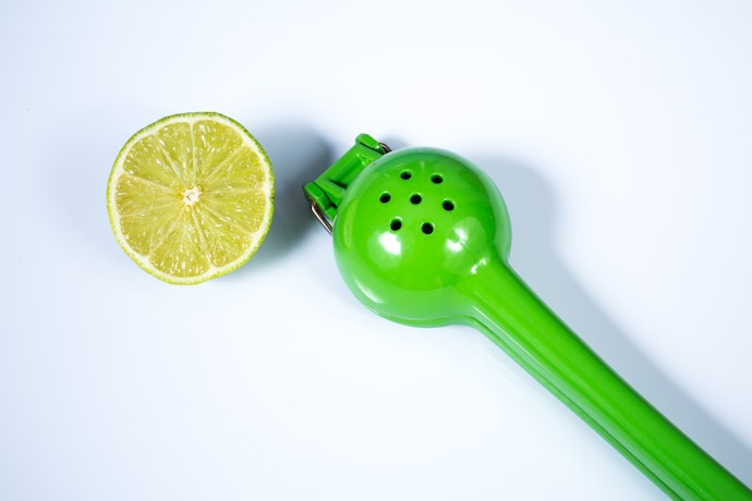 As Opções Coloridas e com Penduradores são Mais Vistosas e Embelezam a Cozinha