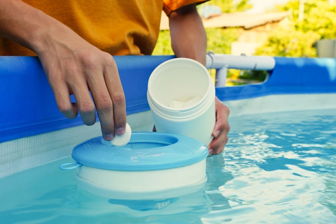 Considere Comprar um Kit de Flutuador para Piscina com Pastilhas