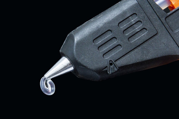 Quanto Mais Potência, Mais Rápida e Eficaz É a Pistola de Cola Quente
