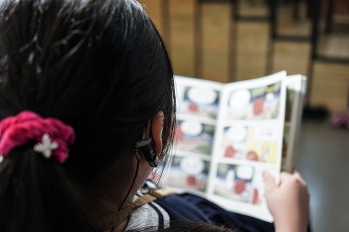 Decida Entre uma Graphic Novel com Arte Colorida ou PB