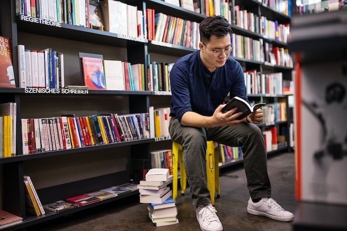 Para Livros de Marketing Digital Mais Atuais, Confira o Ano de Lançamento