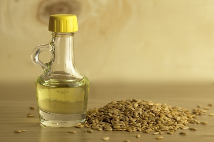 Para Ter Todos os Benefícios Preservados, Prefira o Óleo de Linhaça Prensado a Frio