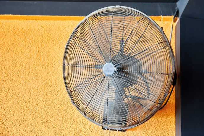 Para Maior Resistência e Durabilidade, Prefira Ventilador de Parede de Ferro