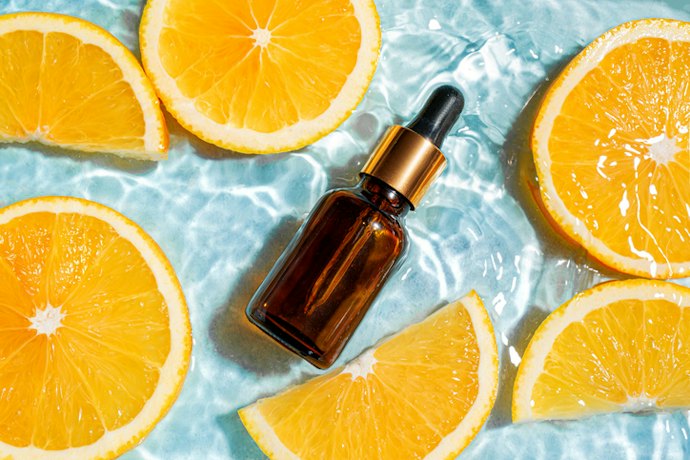 Para um Uso Seguro, Escolha Vitamina C Aprovada pela Anvisa e em Embalagem Âmbar ou Opaca