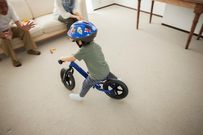 Verifique se as Medidas da Bicicleta de Equilíbrio São Compatíveis com Seu Espaço