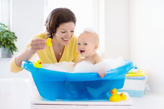 Para um Banho Divertido, Escolha Banheira de Bebê com Design Lúdico