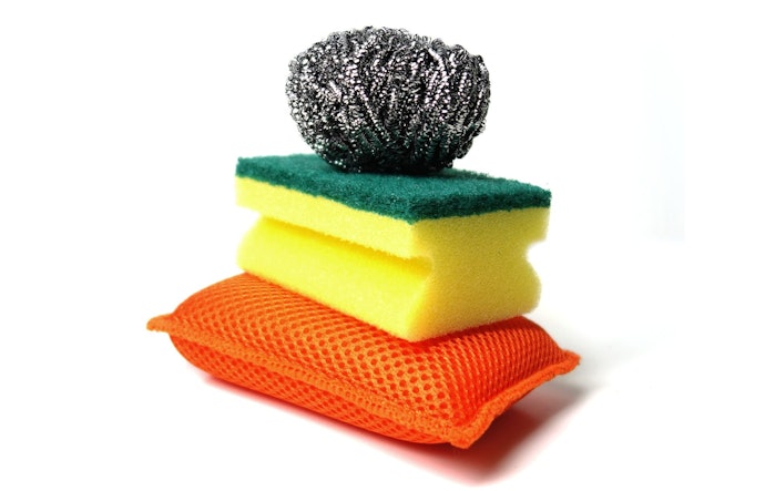Não Use Palhas de Aço ou o Lado Mais Duro da Esponja para Limpeza