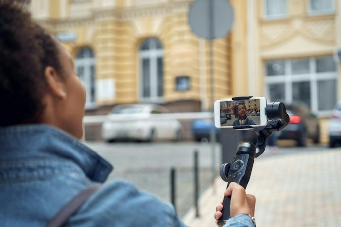 Para Manter o Enquadramento Durante os Movimentos, Prefira Gimbals com Rastreamento Automático