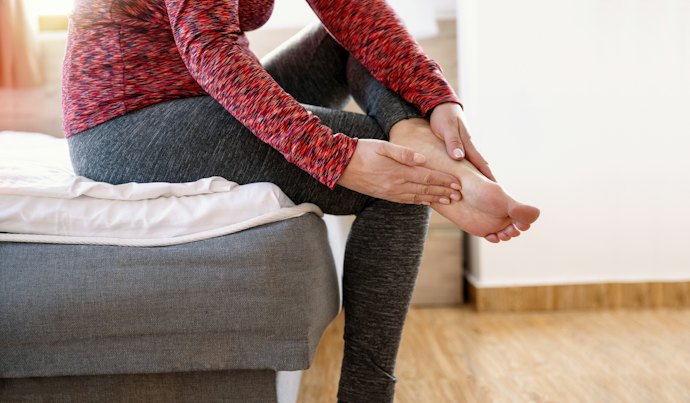 Confira se o Chinelo É Indicado para um Tratamento Específico, como Esporão ou Fascite