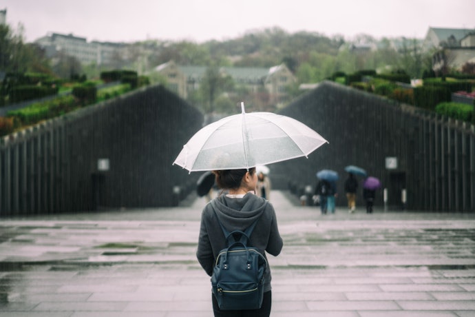 Para Proteger Seus Pertences Contra Chuva e a Água, Prefira uma Mochila Feminina Impermeável