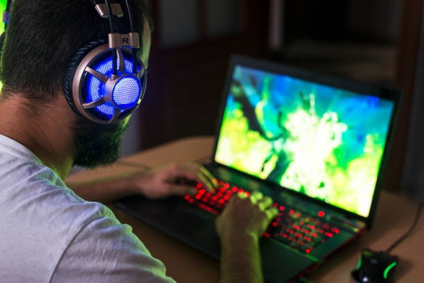 Para Jogar sem Travamentos, Prefira Processadores com Alto Clock e RAM de 16 GB