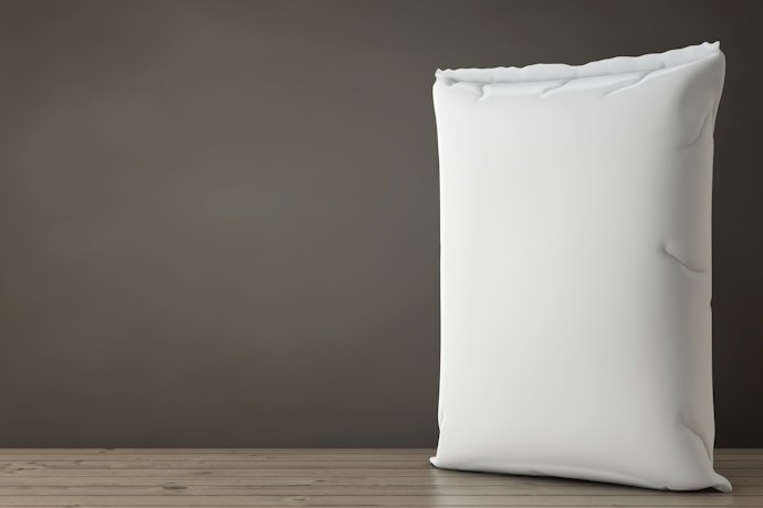 Embalagens Plásticas São Mais Resistentes, Enquanto as de Papel São Mais Sustentáveis