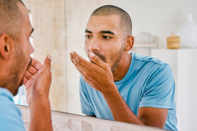 Além de Branquear os Dentes, Fórmulas Antibactericidas Combatem Também o Mau Hálito