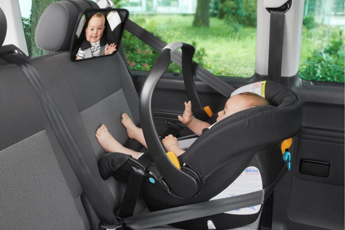 Espelho Retrovisor para Bebê com Formato Retangular Oferece Melhor Visibilidade