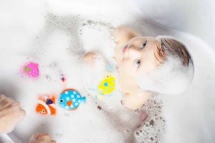 Para Mais Praticidade, Opte Pelos Shampoos 2 em 1 (Cabelo e Corpo)