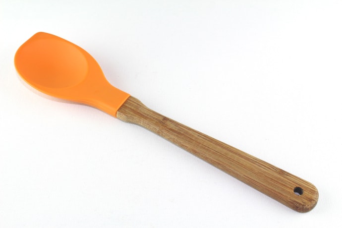 Veja as Vantagens da Colher de Silicone com Cabo de Madeira, Inox ou Bambu
