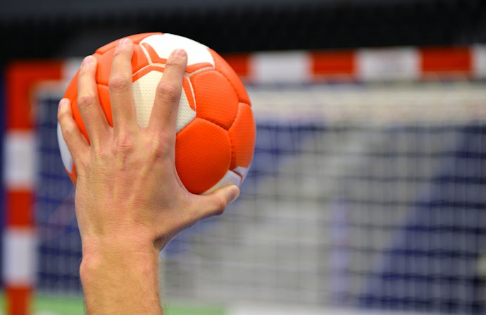 Bolas de Handebol de Couro Sintético São Mais Resistentes e Duráveis
