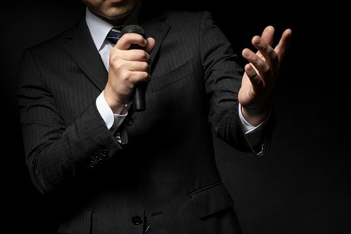 Quer Evitar Falhas no Sinal? Prefira Microfones com no Mínimo 50m de Alcance