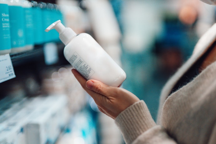 Se Quiser um Produto Mais Natural, Opte por Fórmulas Sem Parabenos e Outros Aditivos