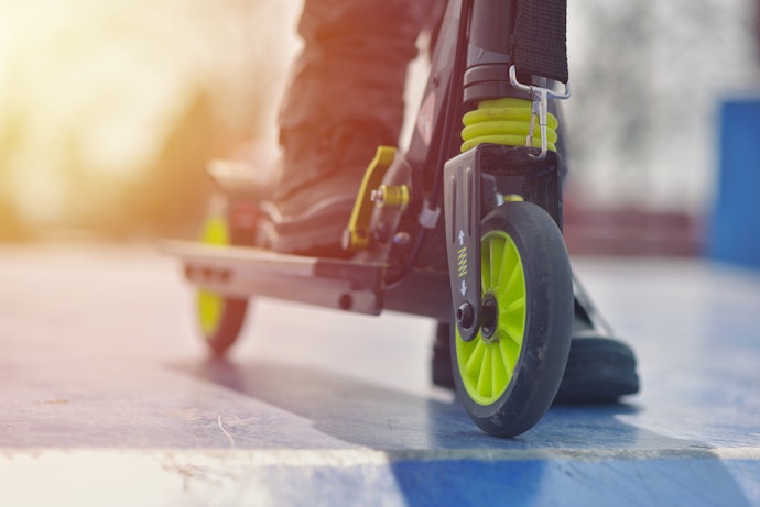 Opte por Patinetes com Recursos Extras para Mais Estabilidade e Segurança