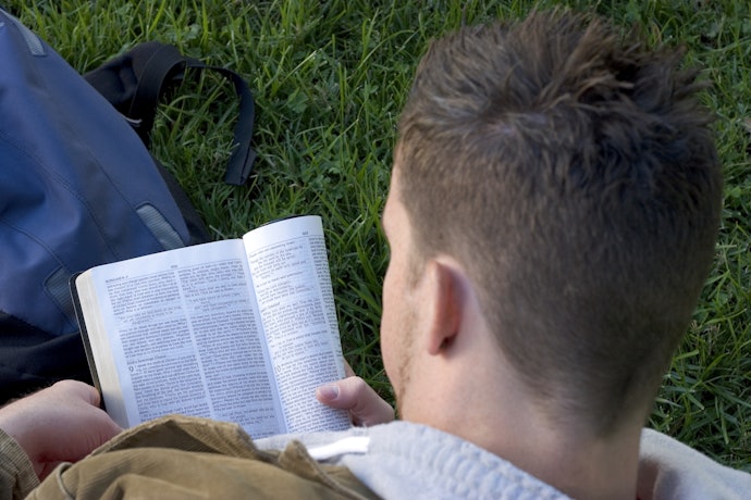 Bíblia para Jovens com Tradução NTHL, NVI ou NVT São Mais Fáceis de Ler