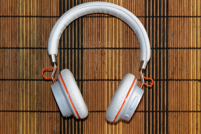 Quer Maior Autonomia de Uso? Opte por Headphones com Baterias Acima de 800 mAh