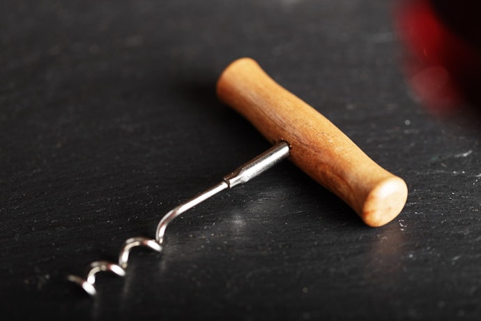 Se Busca um Saca-Rolhas Simples e Barato, Escolha o Modelo Manual