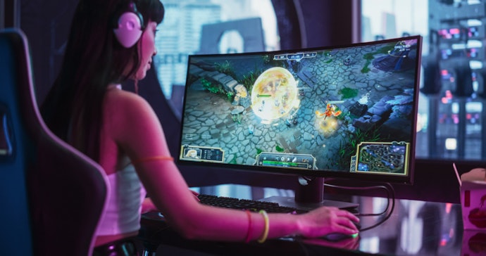 Quer Mais Imersão nos Games? Prefira Monitores com Curvatura de 1000R