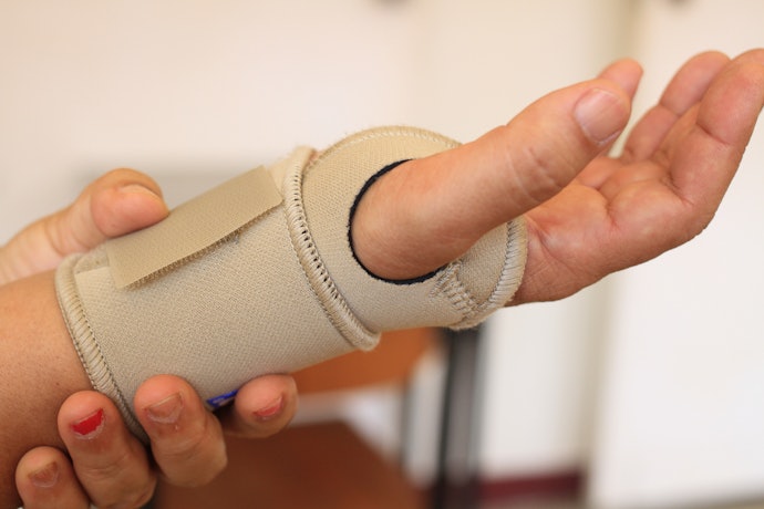 Confira o Material: Munhequeiras de Neoprene são Confortáveis e Resistentes