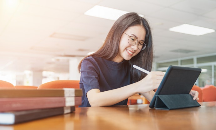 Para Ler e Grifar PDFs, Prefira Telas de 10" ou Mais e Resolução de 1920 x 1080
