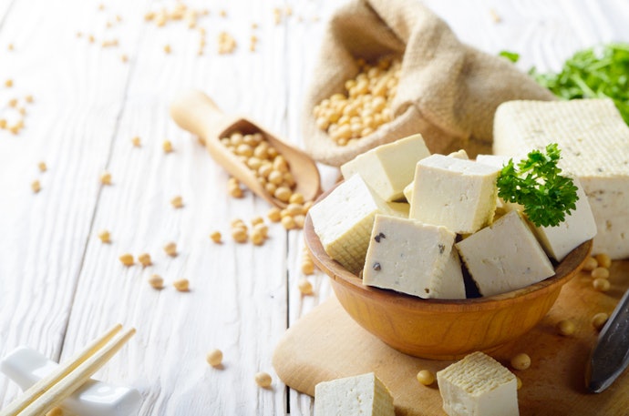 É Vegano? Opte por um Queijo Ralado Vegano ou Vegetal, com Carboidratos Adicionados