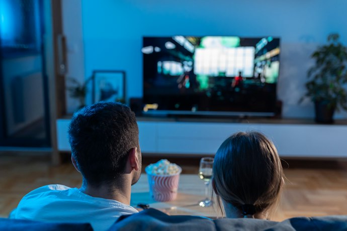 Para Aproveitar Formatos de Áudio Mais Avançados, Verifique a Compatibilidade com HDMI eARC