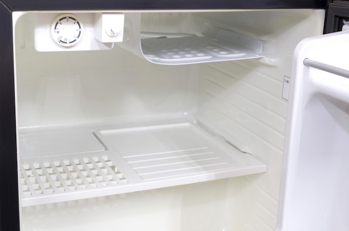 Para Resfriar Latas de Vários Tamanhos, Prefira Frigobares com Prateleiras Ajustáveis