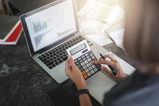 Observe o Peso da Calculadora Financeira para Fazer a Sua Escolha