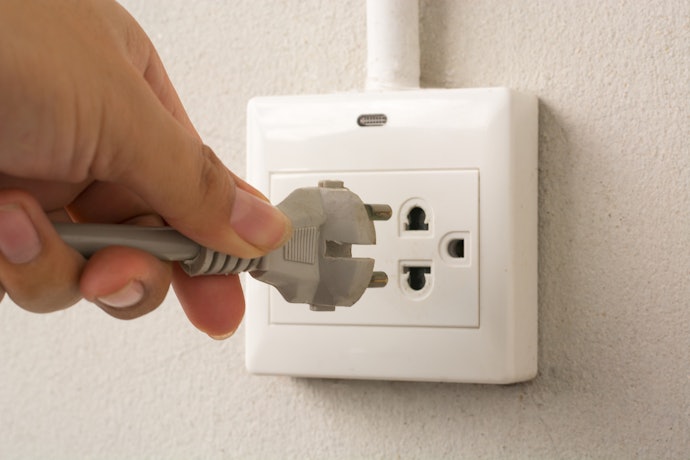 Escolha um Exaustor para Banheiro Bivolt ou Compatível com a Tensão Local
