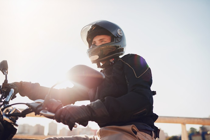 Para Reduzir o Risco de Lesões, Opte por uma Jaqueta de Motociclista com Proteção