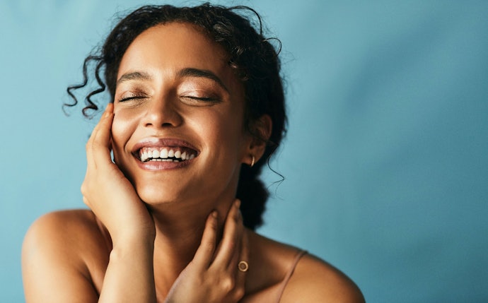 Para Combater a Acne e Reduzir a Oleosidade, Prefira Séruns com Ácido Salicílico e Niacinamida