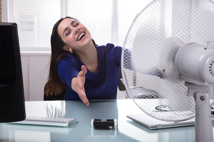 Quer um Ventilador Silencioso para Dormir ou Trabalhar? Prefira Modelos entre 30 e 40 Decibéis