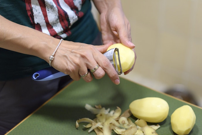 Verifique Também o Comprimento e a Largura do Descascador de Legumes