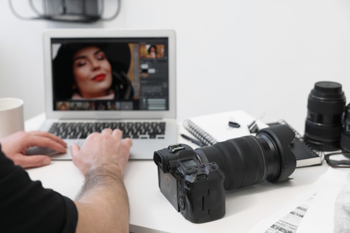 Para Maior Qualidade de Vídeo, Aposte em uma Câmera Fotográfica Profissional 4K ou Superior