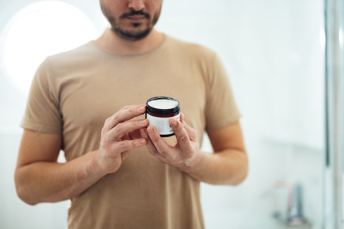 Se Tem Pele Sensível, Prefira um Creme Corporal Masculino Dermatologicamente Testado
