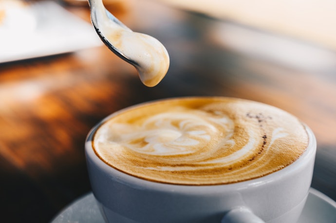 Um Vaporizador na Cafeteira É Essencial para Preparar um Café Cremoso
