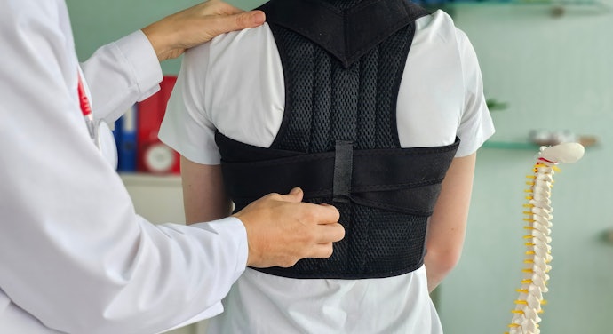 Busca um Corretor Postural com Material Leve e Respirável? Prefira Modelos com Poliamida