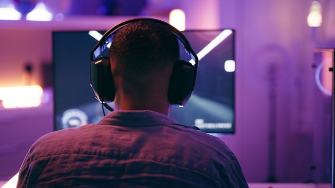 Para Graves Mais Intensos, Prefira Headphones com Drivers Maiores, como 5 cm ou Mais