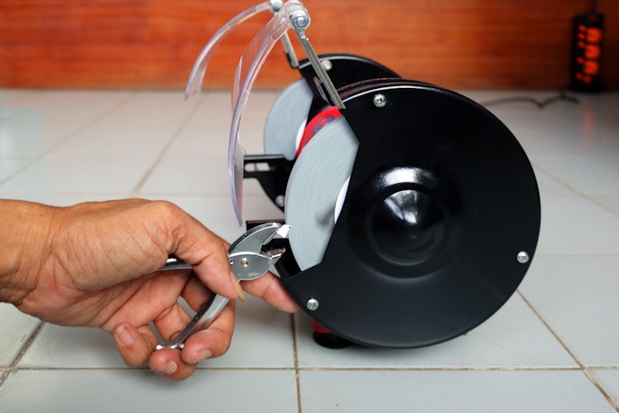 Se Vai Cortar Materiais Maiores, Prefira Discos de Corte com 7 Polegadas