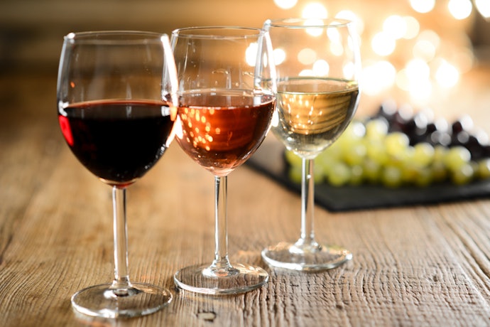 Escolha Entre Vinho Tinto, Que É Mais Encorpado, e o Branco e Rosé, Que São Mais Leves