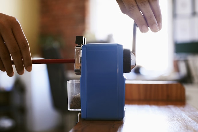 Apontadores Manivela com Sistema para Fixar na Mesa São os Mais Práticos